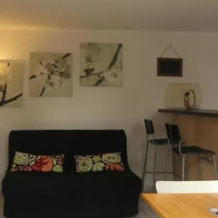 Casa vacanze Izon, 2 Pièces, 2 Personnes - Fr-1-440-185 Izon