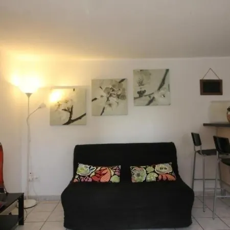 Izon, 2 Pièces, 2 Personnes - Fr-1-440-185 Izon