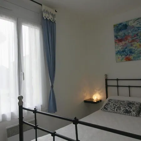 Casa vacanze Izon, 2 Pièces, 2 Personnes - Fr-1-440-185 *